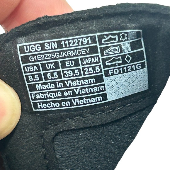 UGG Women's Black Leather Wool Combat Boots Lace-Up Ankle Cozy Grunge 8.5 - Picture 6 of 7